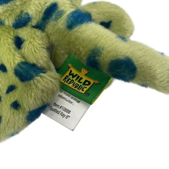 Wild Republic Spotted Manta Ray Stingray Plush Stuffed Animal Marine Stuffed Toy - Picture 5 of 5